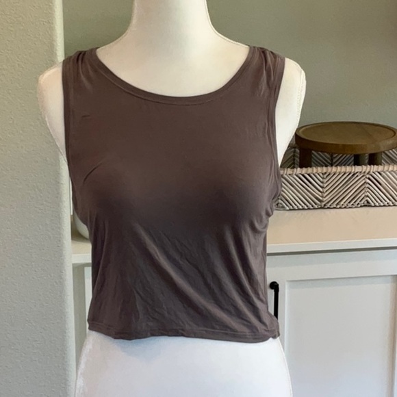 LULULEMON TOP - Picture 1 of 2